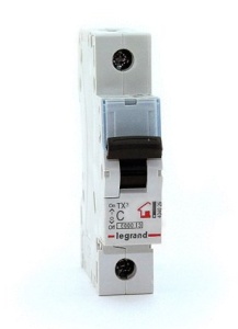 Автоматический выключатель ТХ3 С10А 1p Legrand - интернет-магазин электротоваров "Экспресс-электро" (изображение 1)